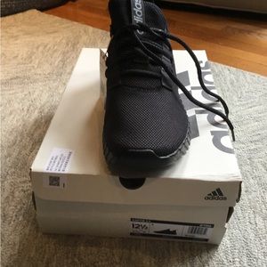 Adidas Kaptir running shoes. 12.5 mens.  NWT